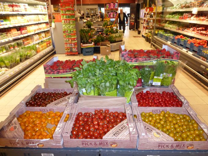  Pick en Mix of losse verkoop in mini tomaatjes bij Delhaize.
Gestart in wk18. Intussen is dit project gestopt. 