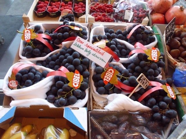 Belgische druiven is een artikel voor de echte specialisten onder de betere fruitverkopers.