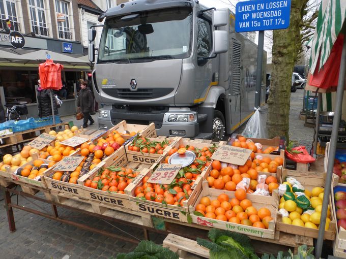Citrus van SUCRE op de markt in Lokeren bij Dierick. 